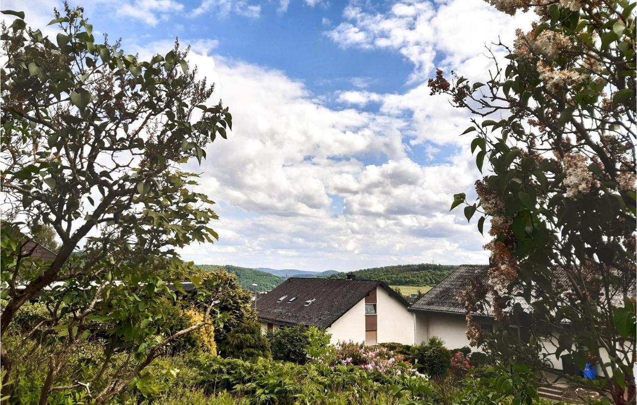 Beautiful Apartment In Dillenburg With Kitchen ภายนอก รูปภาพ