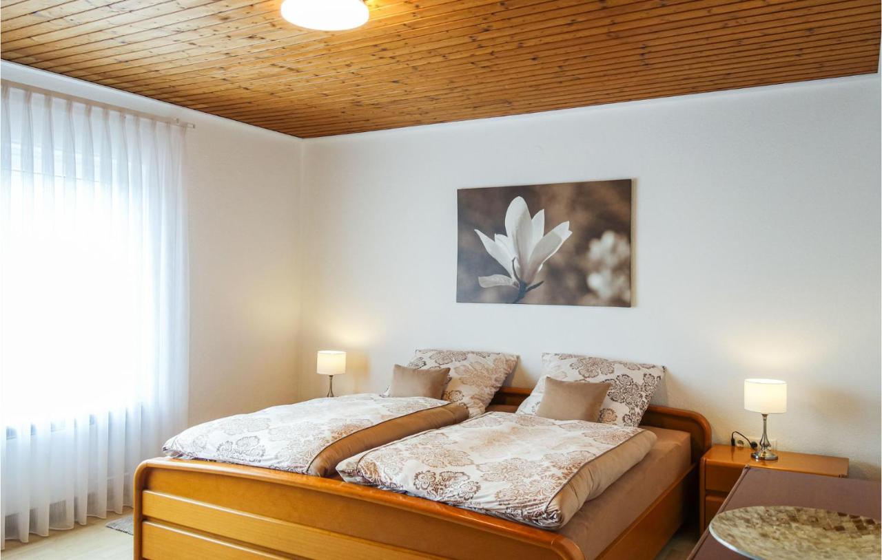 Beautiful Apartment In Dillenburg With Kitchen ภายนอก รูปภาพ