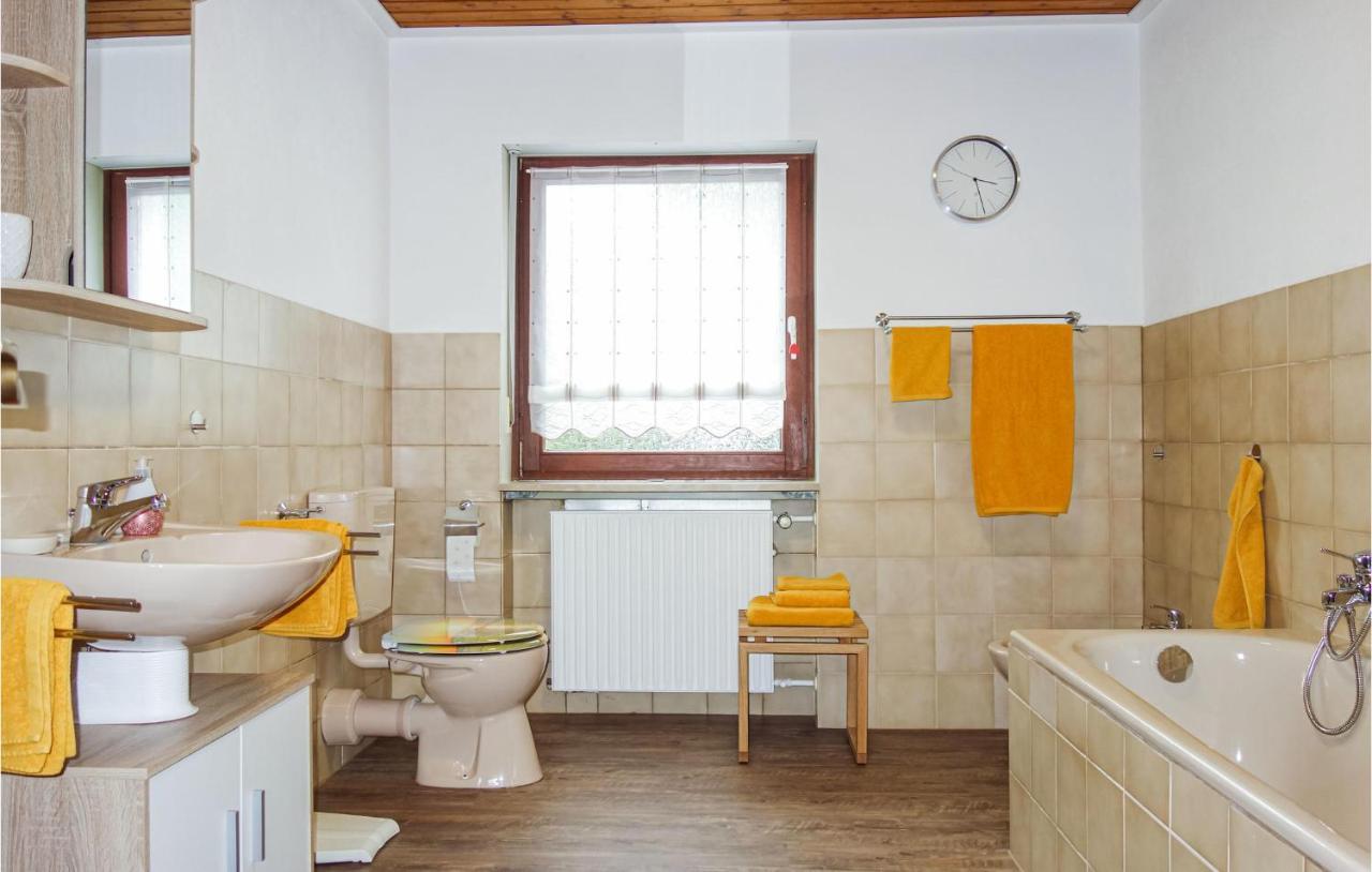 Beautiful Apartment In Dillenburg With Kitchen ภายนอก รูปภาพ
